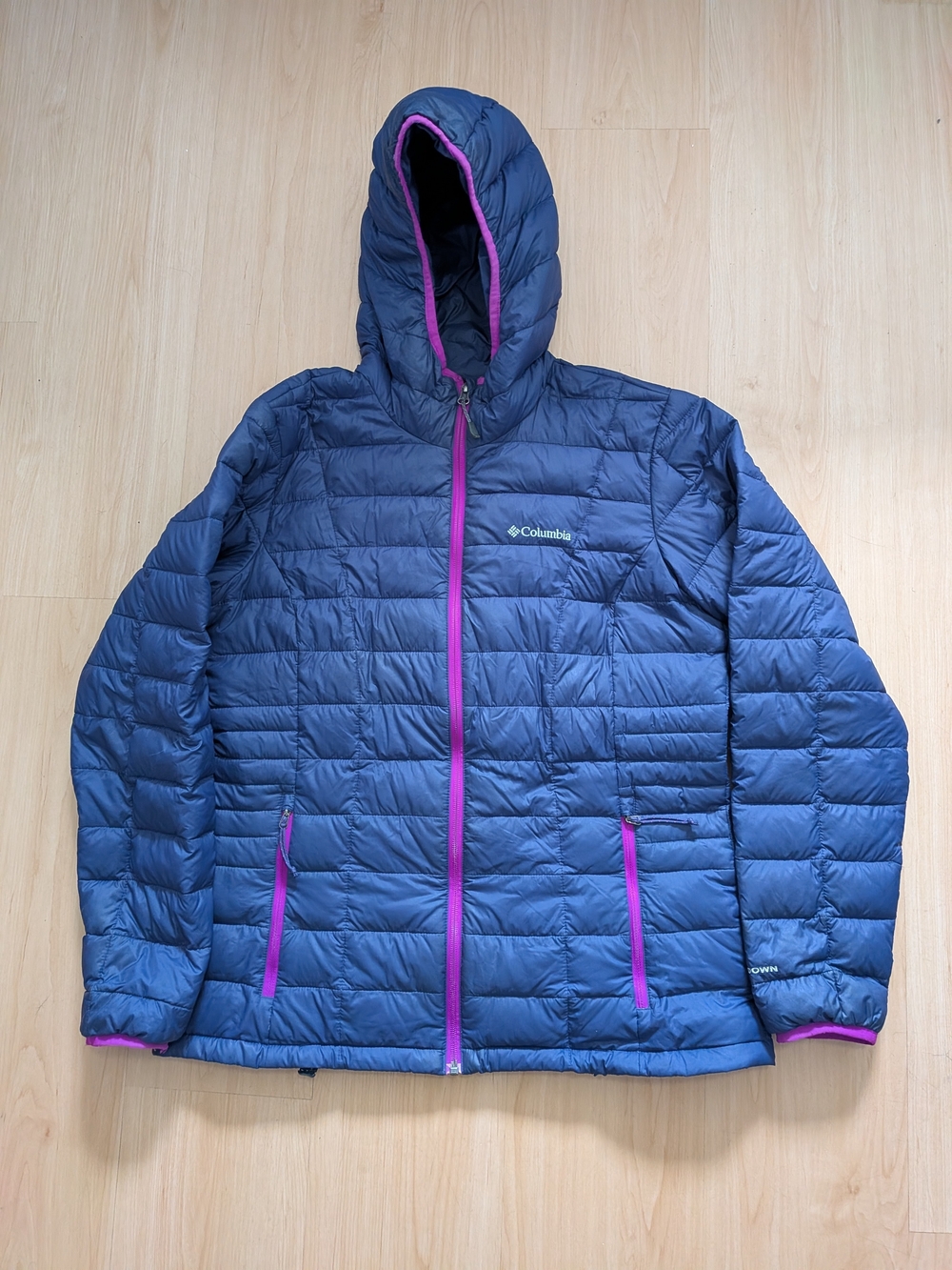 Columbia Women's Voodoo Falls 590 TurboDown Hooded Puffer Jacket Blue/Pink Large
